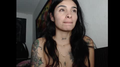 Snapshot of lilpalacio chatting on February 16, 9:59 am lil palacio online show from February 16, 9:59 am