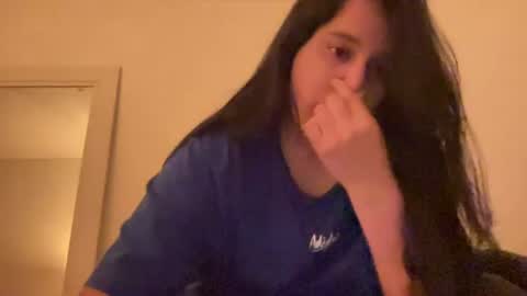 lilprincessxoxo_ online show from June 17, 2:25 am