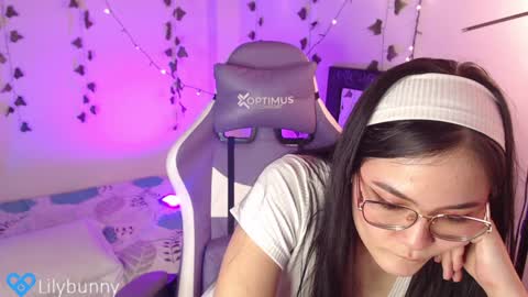 Fansly LilyBunny- help me reach 50 thumbs up online show from February 4, 10:34 pm