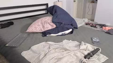 Snapshot of lily_cookie_001 chatting on July 14, 2:05 am Lily Sugar Doll online show from July 14, 2:05 am