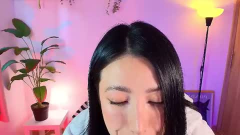 Snapshot of lily_evans_ chatting on July 31, 10:31 pm just lily online show from July 31, 10:31 pm