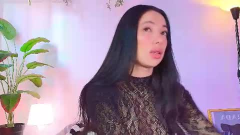 Snapshot of lily_evans_ chatting on August 1, 5:34 pm just lily online show from August 1, 5:34 pm