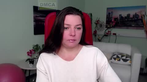 Lily online show from November 26, 10:05 am