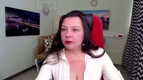 Snapshot of lily_flower7_ chatting on April 30, 5:03 am Lily online show from April 30, 5:03 am