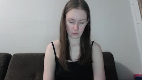 Snapshot of lily_love_x chatting on April 25, 11:13 pm lily_love_x online show from April 25, 11:13 pm