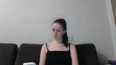 Snapshot of lily_love_x chatting on May 1, 12:04 am lily_love_x online show from May 1, 12:04 am