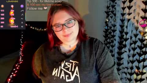 Elina  online show from October 11, 10:30 pm