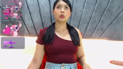 Snapshot of lily_meghan chatting on April 19, 10:45 pm LILY MEGHAN online show from April 19, 10:45 pm
