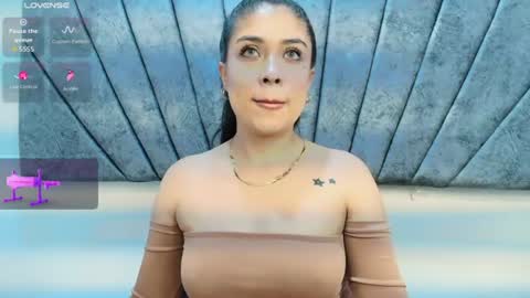 Snapshot of lily_meghan chatting on July 15, 7:30 pm LILY MEGHAN online show from July 15, 7:30 pm