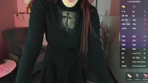 Lily online show from April 14, 2:12 pm