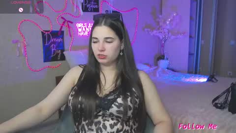 Snapshot of lilyahot68 chatting on May 11, 7:03 am Lilya online show from May 11, 7:03 am