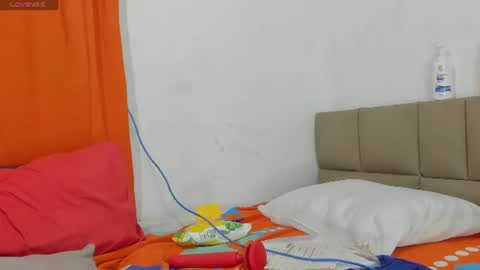 Snapshot of lilybaudyn_ chatting on June 27, 8:52 am Lily online show from June 27, 8:52 am