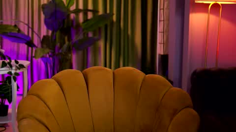 Lily online show from March 2, 7:21 pm