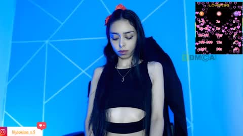 Snapshot of lilylouisee_ chatting on May 24, 2:16 am Liliana louise online show from May 24, 2:16 am