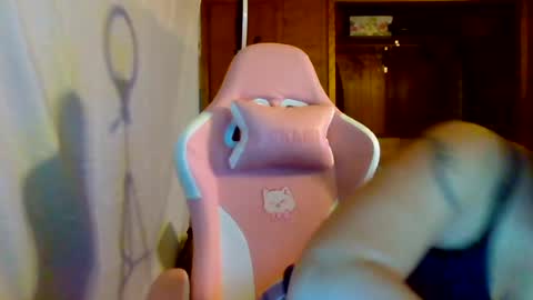 lily online show from July 19, 12:36 am