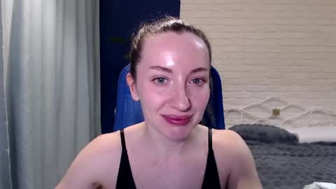Lily online show from May 8, 11:48 am