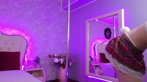      online show from April 2, 3:15 am