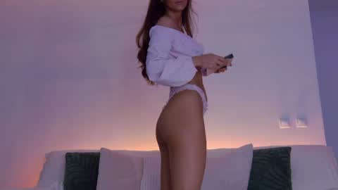 Snapshot of lilyroselyn chatting on May 11, 2:01 pm Lily online show from May 11, 2:01 pm