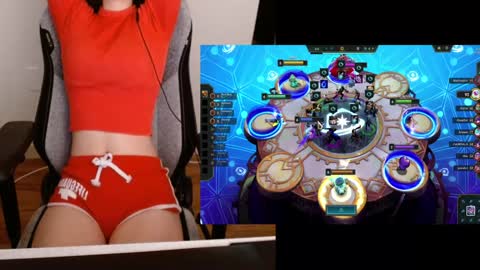 Snapshot of lilythrone chatting on January 8, 6:20 pm Lily Rone online show from January 8, 6:20 pm