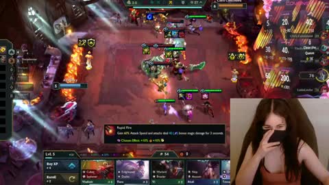 Snapshot of lilythrone chatting on January 28, 11:39 pm Lily Rone online show from January 28, 11:39 pm