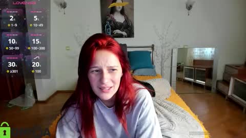 Snapshot of lilyviolet7 chatting on February 25, 2:48 pm Hi Im Lily online show from February 25, 2:48 pm