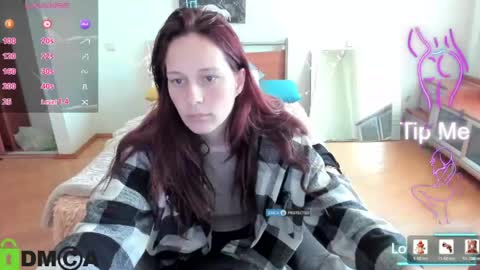 Snapshot of lilyviolet7 chatting on May 4, 8:43 am Hi Im Lily online show from May 4, 8:43 am