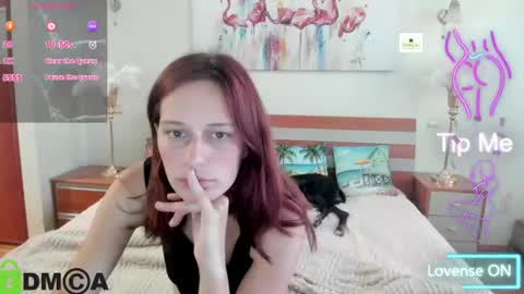 Snapshot of lilyviolet7 chatting on June 9, 8:04 am Hi Im Lily online show from June 9, 8:04 am