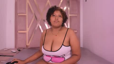 Snapshot of limmyht chatting on June 7, 12:31 pm Limmyx online show from June 7, 12:31 pm