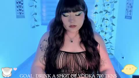 Snapshot of limoncito_blossom2 chatting on May 6, 1:27 pm Natalia online show from May 6, 1:27 pm