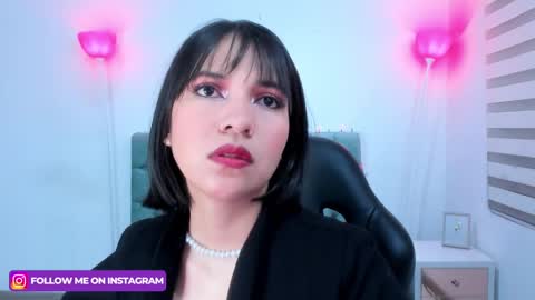 Snapshot of lina_bedoya chatting on February 4, 11:38 am  Lina Bedoya  online show from February 4, 11:38 am