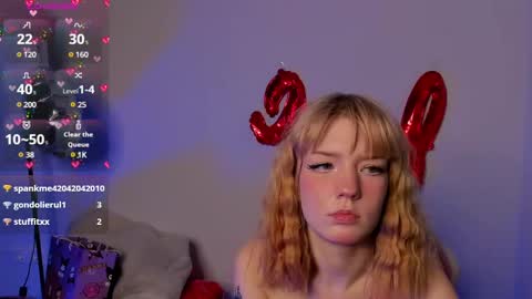 Snapshot of lina_blueeyed chatting on February 17, 11:23 am Lina blueeyed    GMT3 1100-1700 Mon Wed Thu Sat Sun online show from February 17, 11:23 am