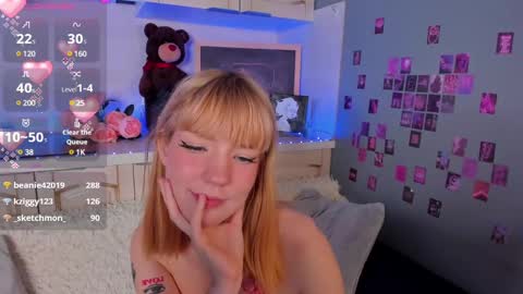 Snapshot of lina_blueeyed chatting on March 1, 2:23 pm Lina blueeyed    GMT3 1100-1700 Mon Wed Thu Sat Sun online show from March 1, 2:23 pm