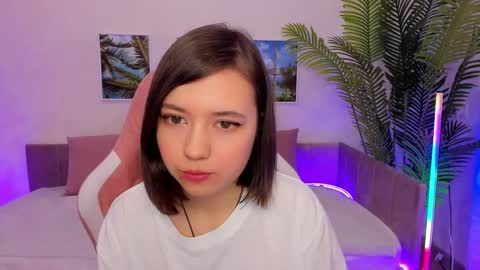 Snapshot of lina_brownie chatting on February 26, 1:53 am Lina online show from February 26, 1:53 am