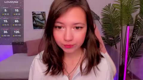Snapshot of lina_brownie chatting on September 9, 2:11 am Lina online show from September 9, 2:11 am