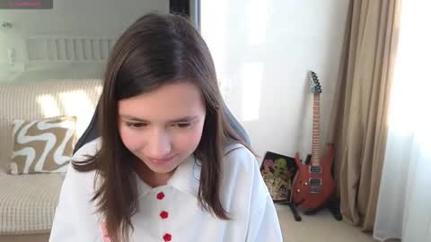 Snapshot of lina_brownie chatting on September 30, 11:15 am Lina online show from September 30, 11:15 am