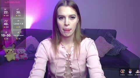 lina_bush online show from December 19, 7:07 pm