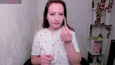 Snapshot of lina_flawless chatting on October 14, 2:34 am Lina online show from October 14, 2:34 am