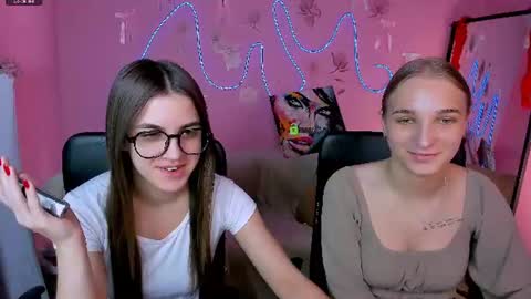 Snapshot of lina_fox12 chatting on June 17, 5:43 am lina_fox12 online show from June 17, 5:43 am