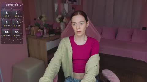 Snapshot of lina_lyss chatting on March 3, 1:23 am lina_lyss online show from March 3, 1:23 am