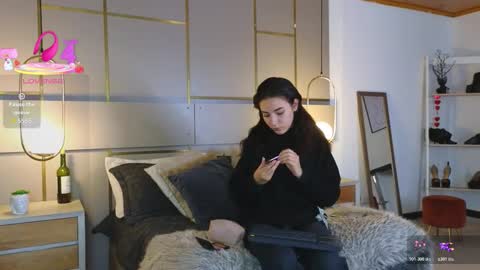 Lina online show from March 14, 1:27 pm