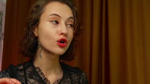 Snapshot of lina_n_kitty chatting on February 8, 4:57 pm Lina - online show from February 8, 4:57 pm