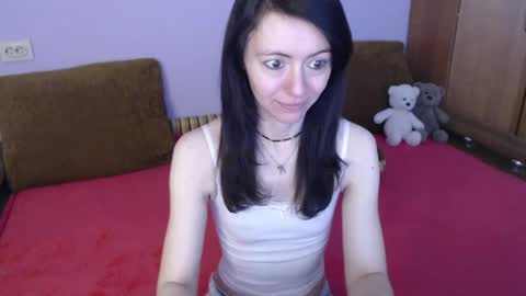 Snapshot of lina_rouge_ chatting on April 6, 3:48 am Lina Rouge online show from April 6, 3:48 am