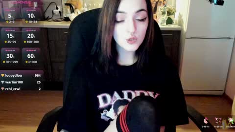 Snapshot of lina_tyaan chatting on December 19, 11:18 am Lina 3 1715622743 online show from December 19, 11:18 am