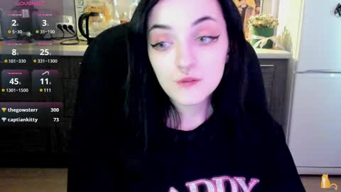 Snapshot of lina_tyaan chatting on March 10, 10:48 am Lina 3 1715622743 online show from March 10, 10:48 am