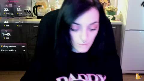 Snapshot of lina_tyaan chatting on March 10, 1:54 pm Lina 3 1715622743 online show from March 10, 1:54 pm