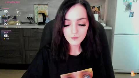 Snapshot of lina_tyaan chatting on September 11, 8:03 am Lina 3 1715622743 online show from September 11, 8:03 am