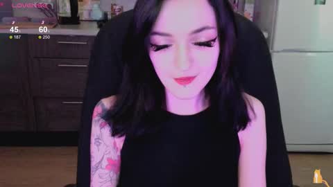Snapshot of lina_tyaan chatting on October 2, 7:37 am Lina 3 1715622743 online show from October 2, 7:37 am