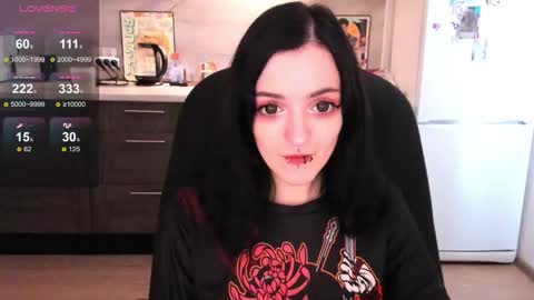 Snapshot of lina_tyaan chatting on October 17, 8:17 am Lina 3 1715622743 online show from October 17, 8:17 am