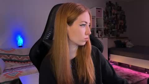 lina online show from October 15, 11:54 am