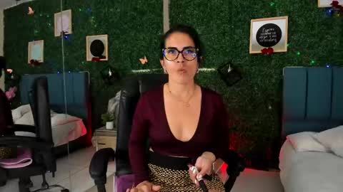 Lina  online show from November 20, 11:54 am